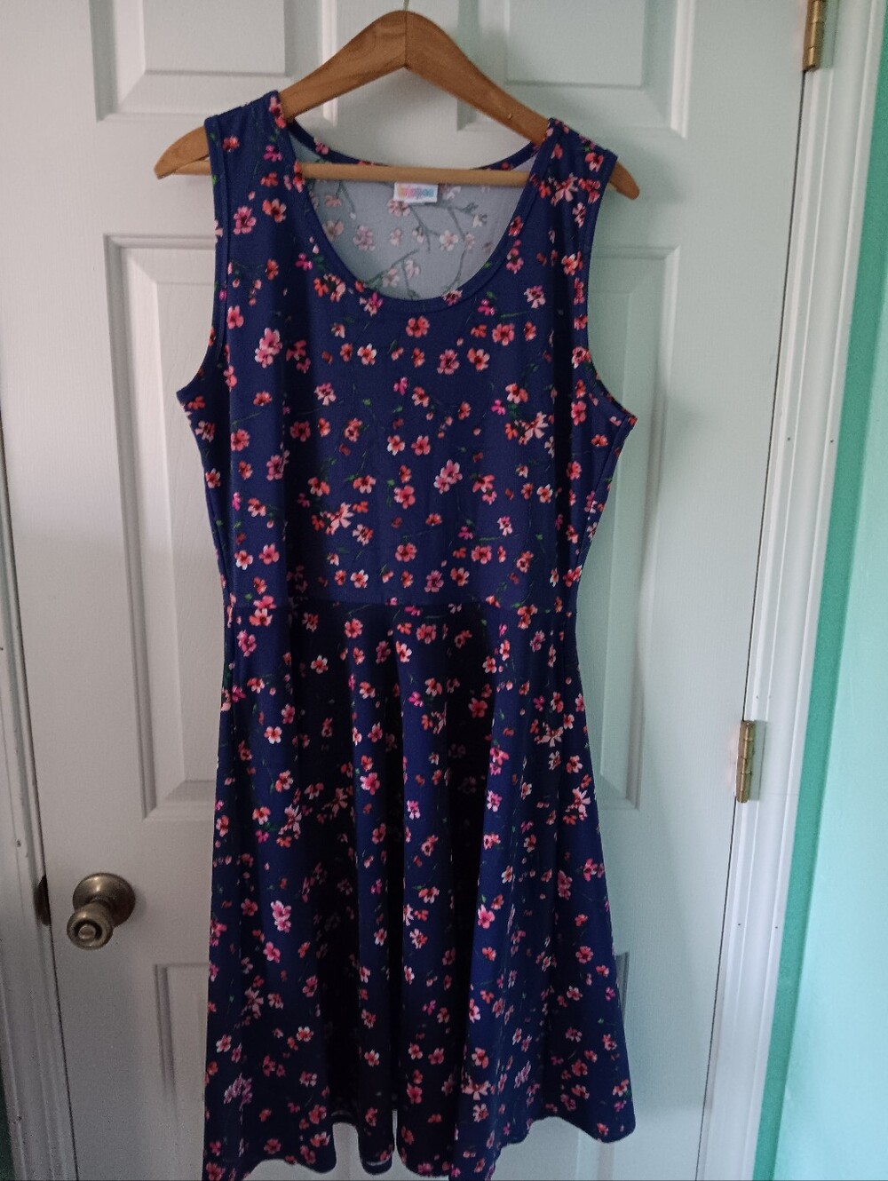 LuLaRoe Nikki Sleeveless Dress Size XL